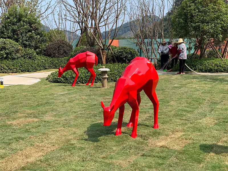 玻璃鋼雕塑工廠(chǎng),機(jī)械鹿擺件